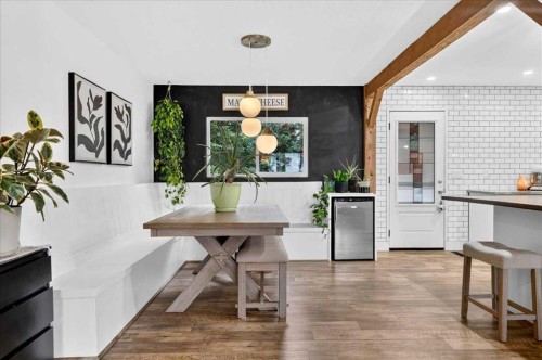 1703 107 Avenue Sw, Calgary, AB 