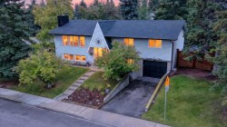 1703 107 Avenue SW Calgary, AB T2W 0C3