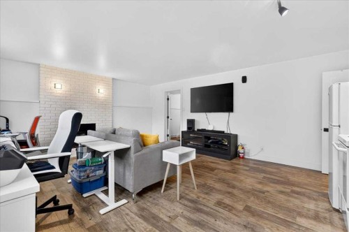 1703 107 Avenue Sw, Calgary, AB 