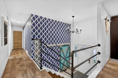 1703 107 Avenue Sw, Calgary, AB 