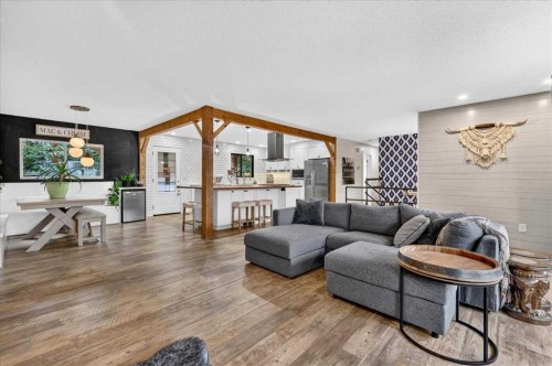 1703 107 Avenue Sw, Calgary, AB 