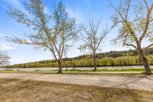 3040 Parkdale Boulevard Nw, Calgary, AB 