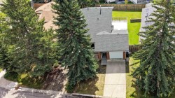 367 Woodridge Place SWCalgary, AB T2W 3S5
