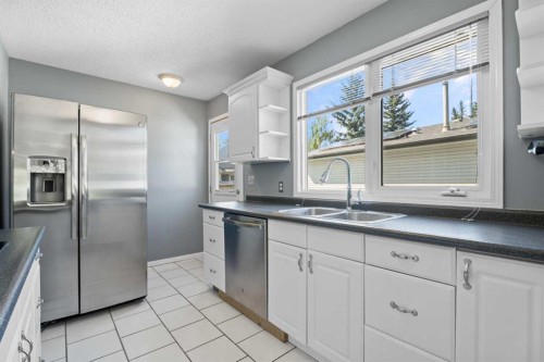 367 Woodridge Place Sw, Calgary, AB 