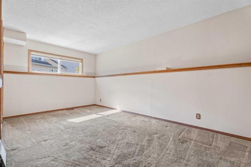 367 Woodridge Place Sw, Calgary, AB 