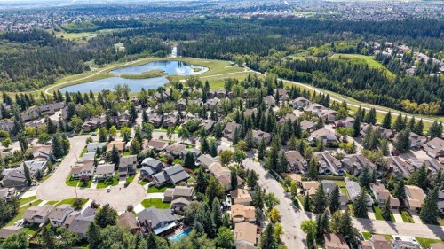 367 Woodridge Place Sw, Calgary, AB 