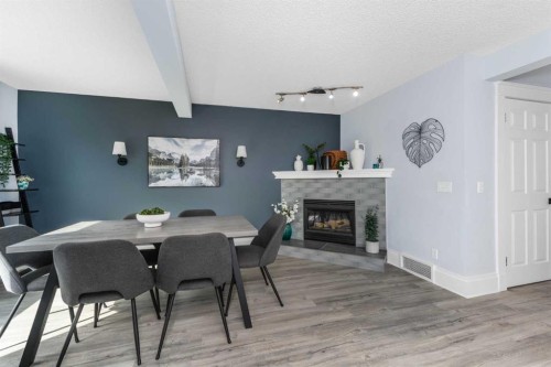 135 Country Hills Drive Nw, Calgary, AB 