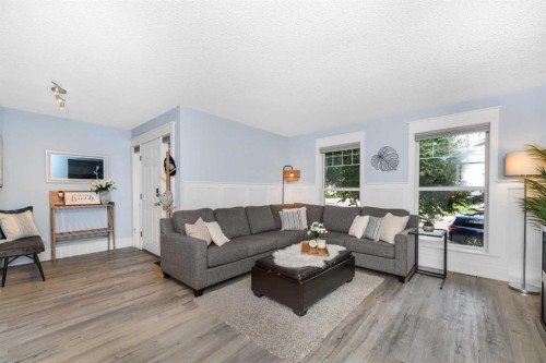 135 Country Hills Drive Nw, Calgary, AB 