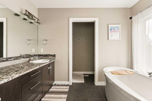 124 25 Avenue Ne, Calgary, AB 