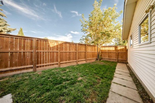 116 Midland Crescent Se, Calgary, AB 