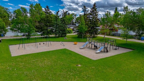 4715 15 Street Sw, Calgary, AB 