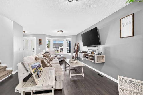 122 Aspen Circle, Strathmore, AB 