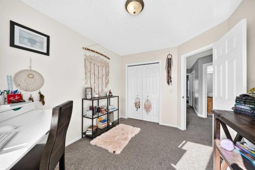 122 Aspen Circle, Strathmore, AB 