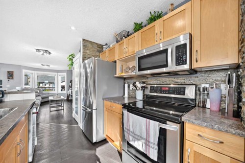 122 Aspen Circle, Strathmore, AB 