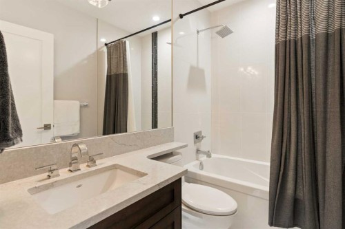 2216 22 Avenue Sw, Calgary, AB 