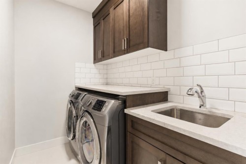 2216 22 Avenue Sw, Calgary, AB 