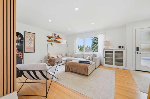 2119 22 Avenue Sw, Calgary, AB 