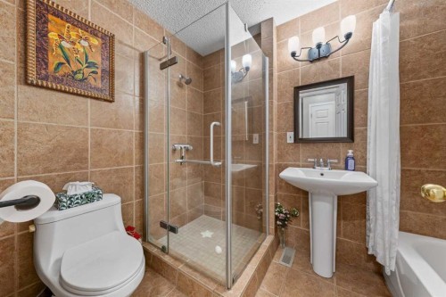 73 Hidden Valley Villas Nw, Calgary, AB 