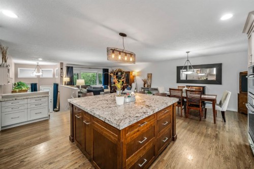 5011 Viceroy Drive Nw, Calgary, AB 