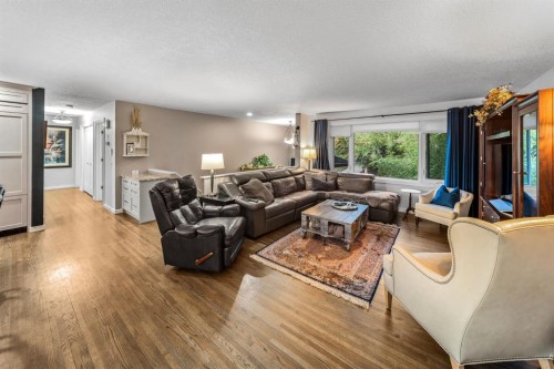 5011 Viceroy Drive Nw, Calgary, AB 