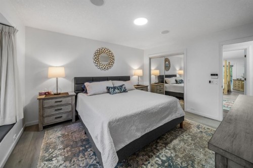 5011 Viceroy Drive Nw, Calgary, AB 