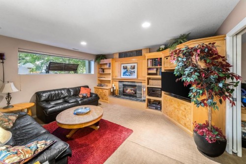 5011 Viceroy Drive Nw, Calgary, AB 