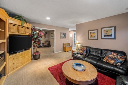 5011 Viceroy Drive Nw, Calgary, AB 
