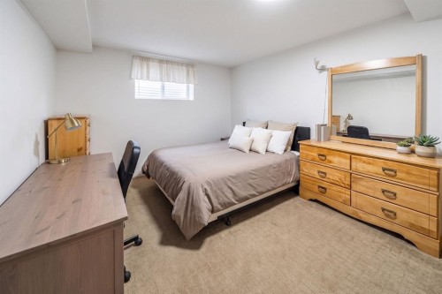 5011 Viceroy Drive Nw, Calgary, AB 