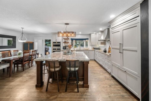 5011 Viceroy Drive Nw, Calgary, AB 