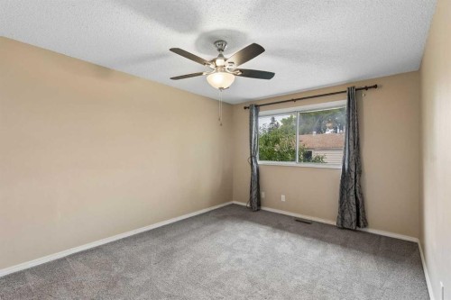 124 Pineset Place Ne, Calgary, AB 