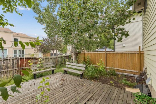 124 Pineset Place Ne, Calgary, AB 