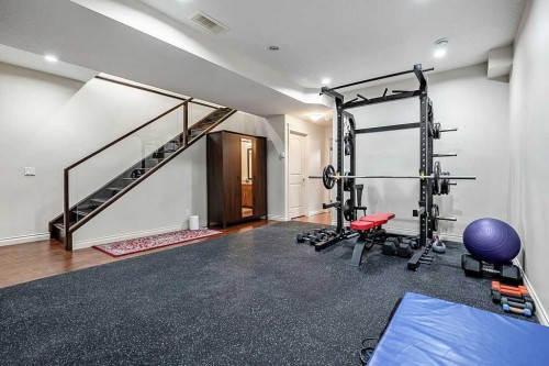 1134 17 Avenue Nw, Calgary, AB 