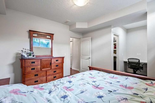 1134 17 Avenue Nw, Calgary, AB 