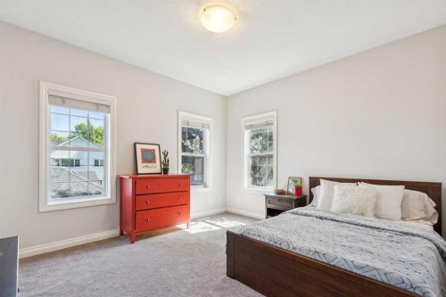 115 Couture Crescent Sw, Calgary, AB 