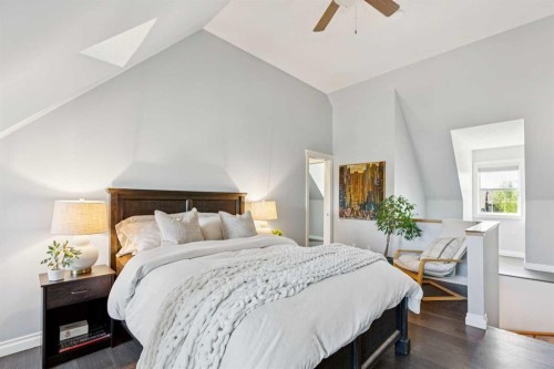 115 Couture Crescent Sw, Calgary, AB 