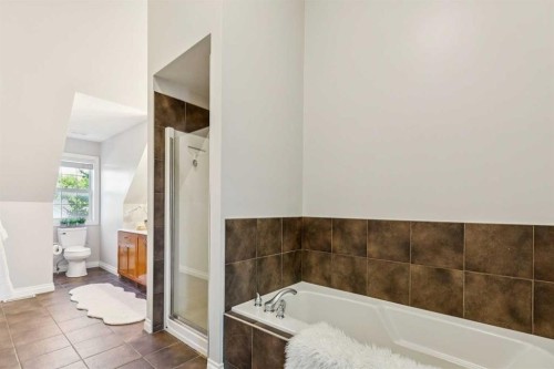 115 Couture Crescent Sw, Calgary, AB 