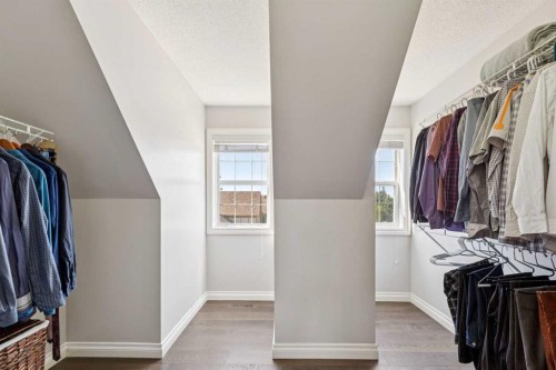115 Couture Crescent Sw, Calgary, AB 