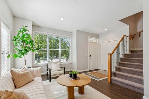115 Couture Crescent Sw, Calgary, AB 