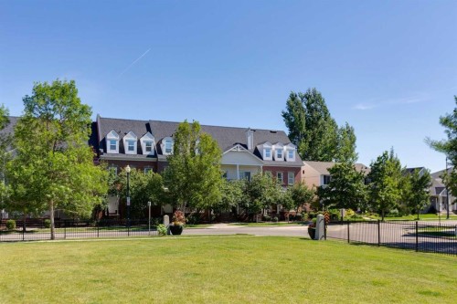 115 Couture Crescent Sw, Calgary, AB 