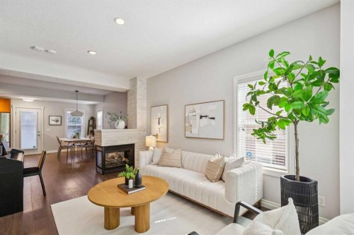 115 Couture Crescent Sw, Calgary, AB 