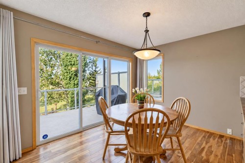 93 Tuscany Meadows Common Nw, Calgary, AB 