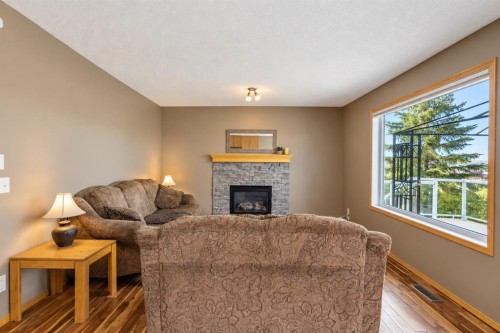 93 Tuscany Meadows Common Nw, Calgary, AB 