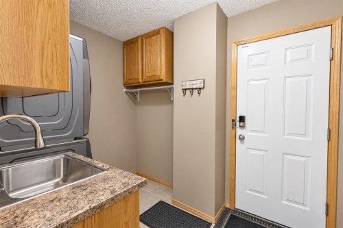 93 Tuscany Meadows Common Nw, Calgary, AB 