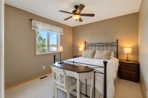 93 Tuscany Meadows Common Nw, Calgary, AB 