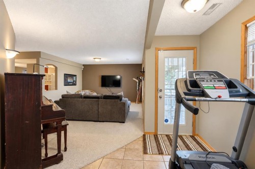 93 Tuscany Meadows Common Nw, Calgary, AB 
