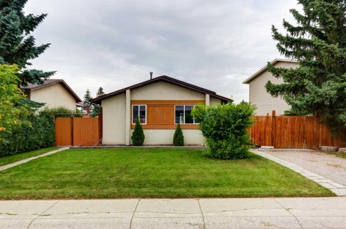6720 29 Avenue Ne, Calgary, AB 