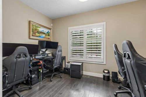 5 Mary Dover Drive Sw, Calgary, AB 