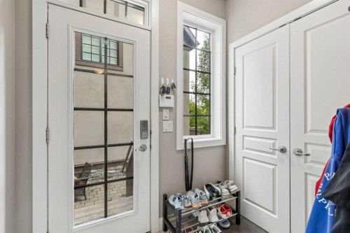 5 Mary Dover Drive Sw, Calgary, AB 
