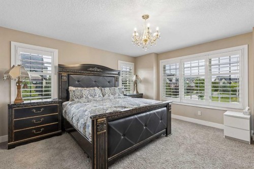 5 Mary Dover Drive Sw, Calgary, AB 