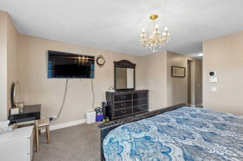 5 Mary Dover Drive Sw, Calgary, AB 
